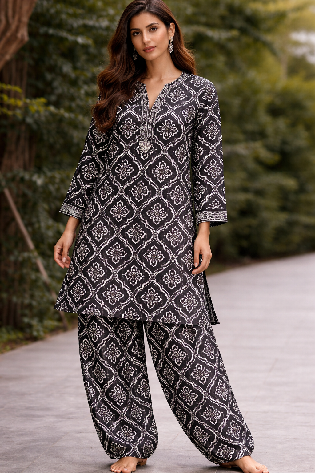 Black pattern - 2 piece unstitch matching separate