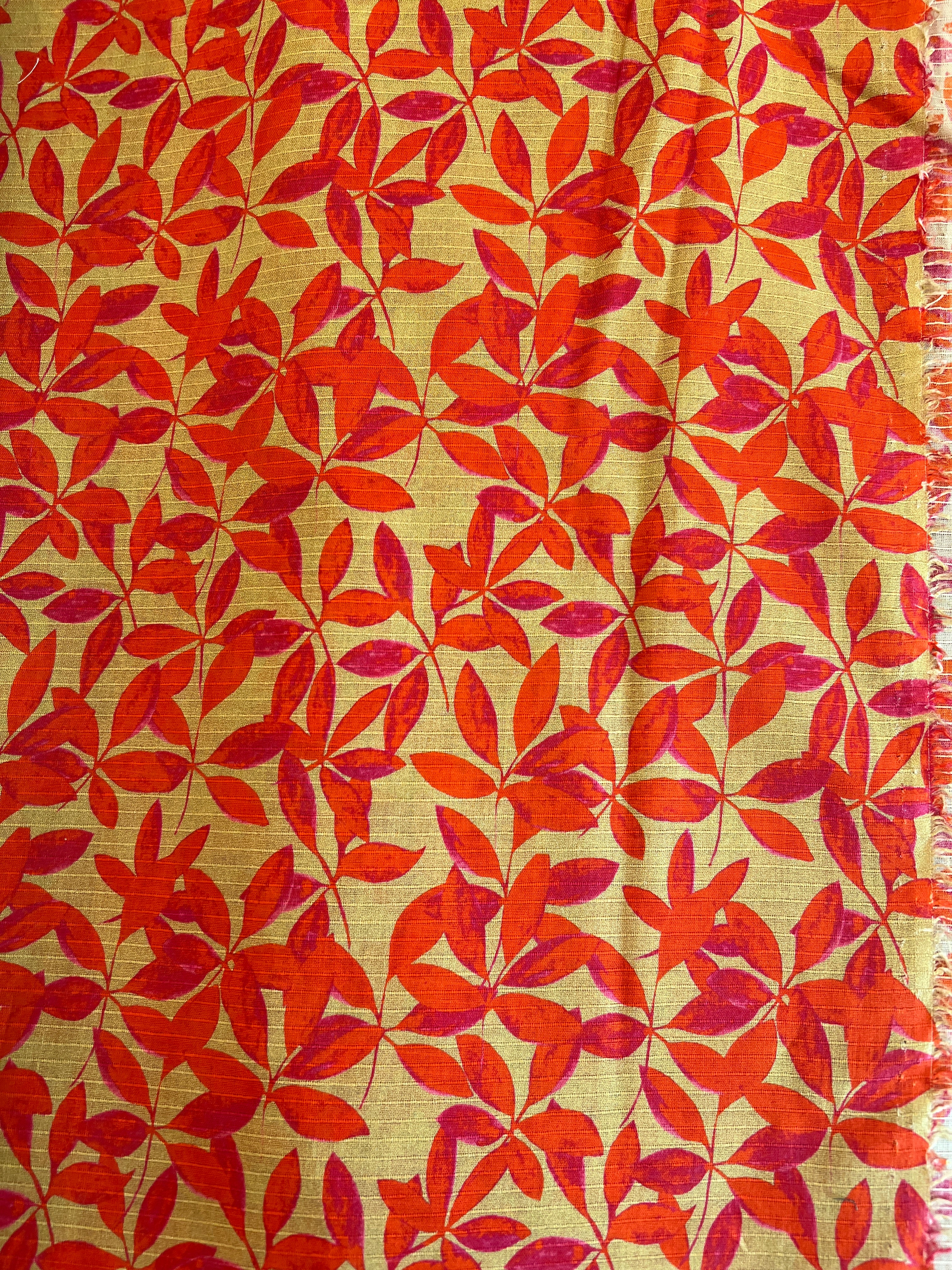 Textured Matching 2 piece Lawn - RedBeige BDHT13